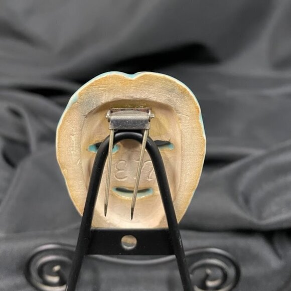 Vintage Comedy Mask Brooch - Picture 4 of 5